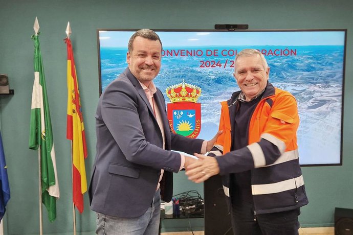 El Ayuntamiento de El Campillo y la Fundación Atalaya Riotinto firman un nuevo convenio de colaboración.