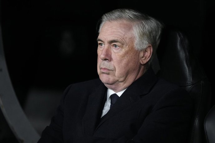 El entrenador del Real Madrid, Carlo Ancelotti, ante el Manchester City. 