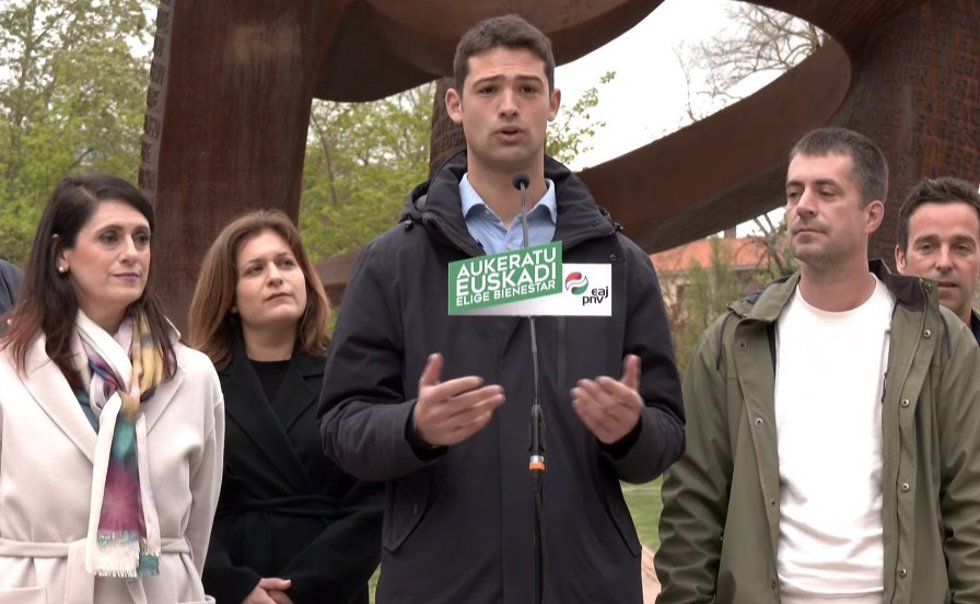 Archivo - Díez Antxustegi ha participado en un acto electoral en Amurrio (Álava)