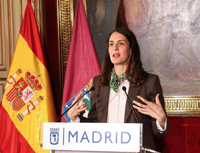 La portavoz de Más Madrid en el Ayuntamiento de Madrid, Rita Maestre, durante una rueda de prensa posterior al Consejo y la Junta Local de Seguridad de la ciudad, en la Casa de la Villa, a 17 de febrero de 2025, en Madrid (España). 
