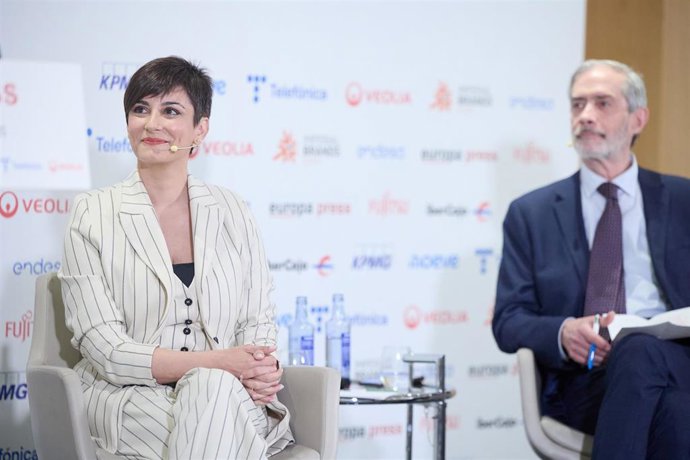 La ministra de Vivienda, Isabel Rodríguez, durante un desayuno informativo de Europa Press, en el Hotel Hyatt Regency Hesperia, a 20 de febrero de 2025, en Madrid (España).