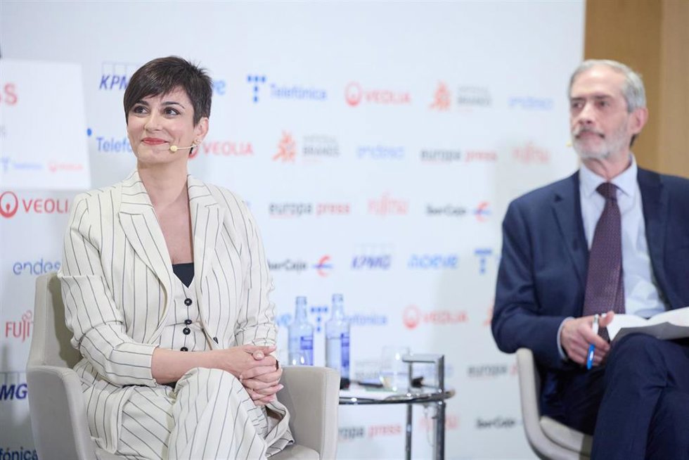 La ministra de Vivienda, Isabel Rodríguez, durante un desayuno informativo de Europa Press, en el Hotel Hyatt Regency Hesperia, a 20 de febrero de 2025, en Madrid (España).