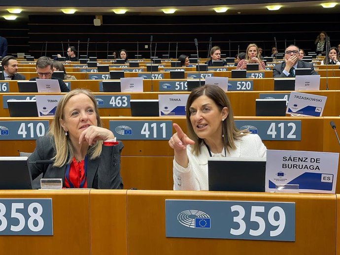 La presidenta de Cantabria, María José Sáenz de Buruaga, asiste al Pleno del Comité Europeo de las Regiones.