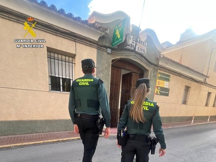 Detenido en Murcia un joven acusado de abordar y robar joyas a cinco personas en Callosa de Segura (Alicante).
