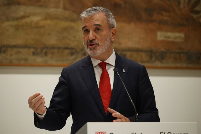 Archivo - El alcalde de Barcelona, Jaume Collboni, durante una reunión para abordar un plan de choque para combatir la multirreincidencia, a 4 de diciembre de 2024, en Barcelona, Catalunya (España)
