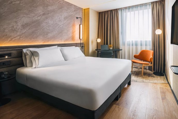 Archivo - Novotel Valencia Lavant.