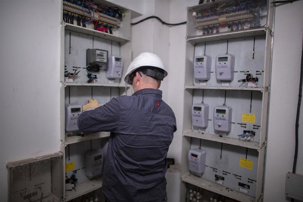 Archivo - Almería.-El fraude eléctrico crece un 39% en 2024 con más de 3.600 casos, sobre todo por cultivos de marihuana