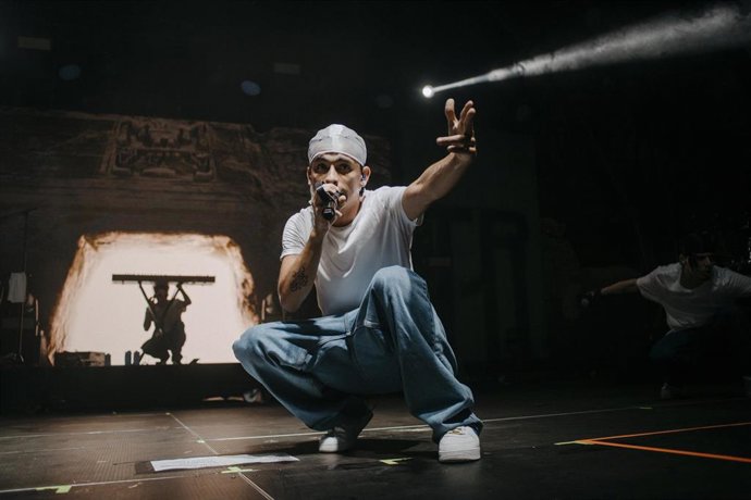 Archivo - El rapero argentino Trueno actúa durante la quinta jornada del festival Rototom Sunsplash 2023, a 20 de agosto de 2023, en Benicàssim, Castellón, Comunidad Valenciana (España).