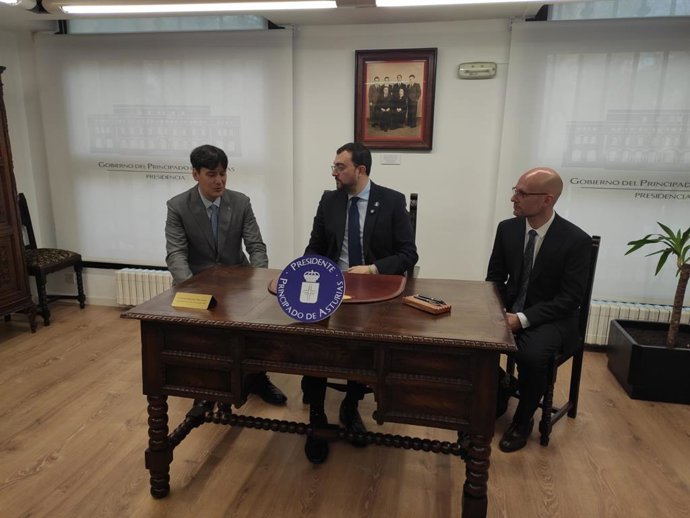 Borja Sánchez, Adrián Barbón, e Iván Aitor Lucas del Amo