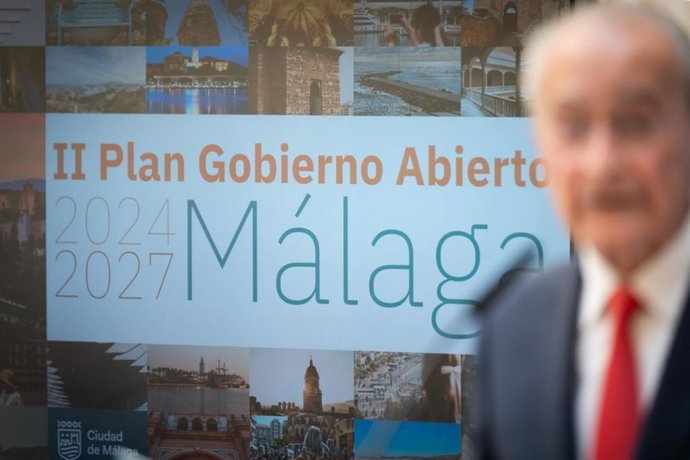 El alcalde de Málaga, Francisco de la Torre, durante la presentación del II Plan de Gobierno abierto