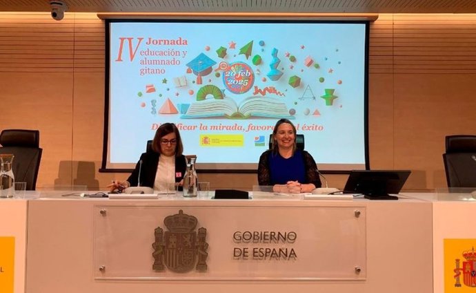 IV Jornada de Educación y Alumnado Gitano que lleva por lema 'Dignificar la mirada, favorecer el éxito',