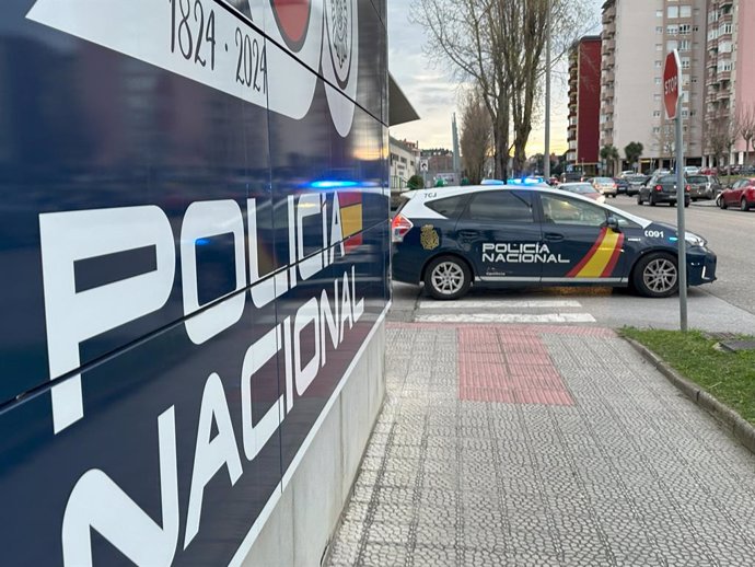 Vehículos de la Policía Nacional