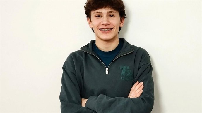 Héctor Serrat Ibarz, del IES La Laboral, campeón de la fase local de la XVI Olimpiada Española de Geología