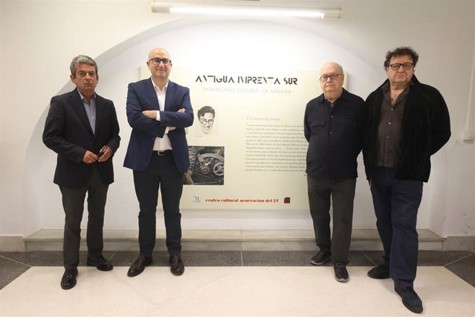 Las tres ediciones, compuestas a mano e impresas por el maestro impresor José Manuel Andrade, han sido presentadas por el vicepresidente y diputado provincial de Cultura, Manuel López Mestanza