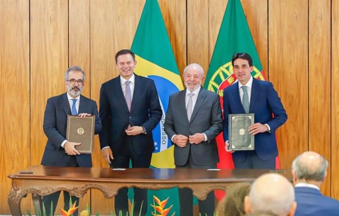 Brasil y Portugal firman un memorando de entendimiento para cooperar en materia portuaria