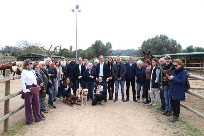 El presidente del Consell de Mallorca, Llorenç Galmés, visita las instalaciones de s'Hort Vell.