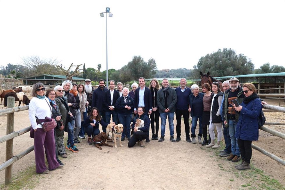 El presidente del Consell de Mallorca, Lloren Galmés, visita las instalaciones de s'Hort Vell.