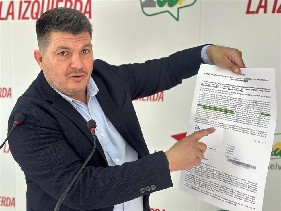 El diputado de La Izquierda de Huelva (Izquierda Unida, Verdes Equo, Podemos Iniciativa), Marcos Toti.