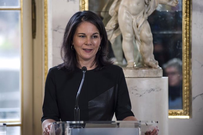 Archivo - November 19, 2024, Warsaw, Masovian Voivodeship, Poland: German Foreign Minister - Annalena Baerbock speaks during the press conference as European foreign ministers meet in Warsaw. On Tuesday, November 19, on the anniversary of the 1,000th day 