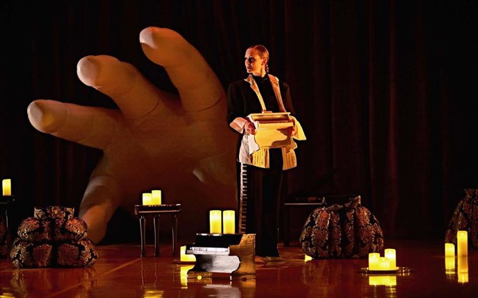 El monólogo cómico 'Hoy tengo algo que hacer' y el espectáculo de danza-teatro 'Va de Bach', este fin de semana en el Teatro Bretón