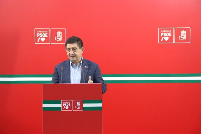 Archivo - El secretario general del PSOE de Jaén, Francisco Reyes.