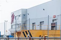 Los trabajadores de Talgo se concentran para exigir la paga de objetivos pese a la multa de Renfe