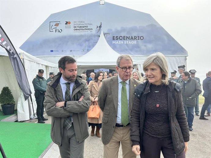 La consejera de Cultura, Turismo, Jóvenes y Deportes de la Junta de Extremadura, Victoria Bazaga, en la inauguración de FIO 2025