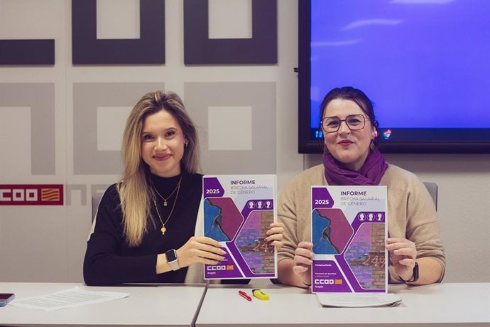 La técnico de Igualdad de CCO ARagón, MArta Gracia, y la secretaria de Igualdad y Política Social, Sonia García.