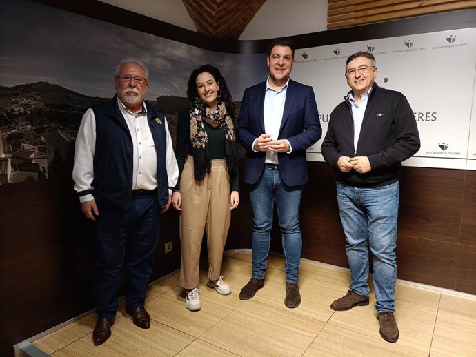 Presentación del Plan de Formación de Cargos Electos de la Diputación de Cáceres