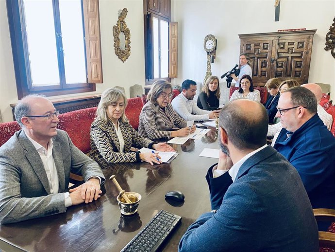 Reunión con el sector empresarial para presentar el Plan +10