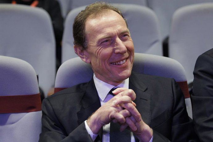 Archivo - Emilio Butragueno, do Real Madrid, é visto durante o sorteio das oitavas de final da Copa do Rei, realizado na Ciudad de futbol de Las Rozas, em Madri, em 20 de janeiro de 2025, em Las Rozas, Espanha.