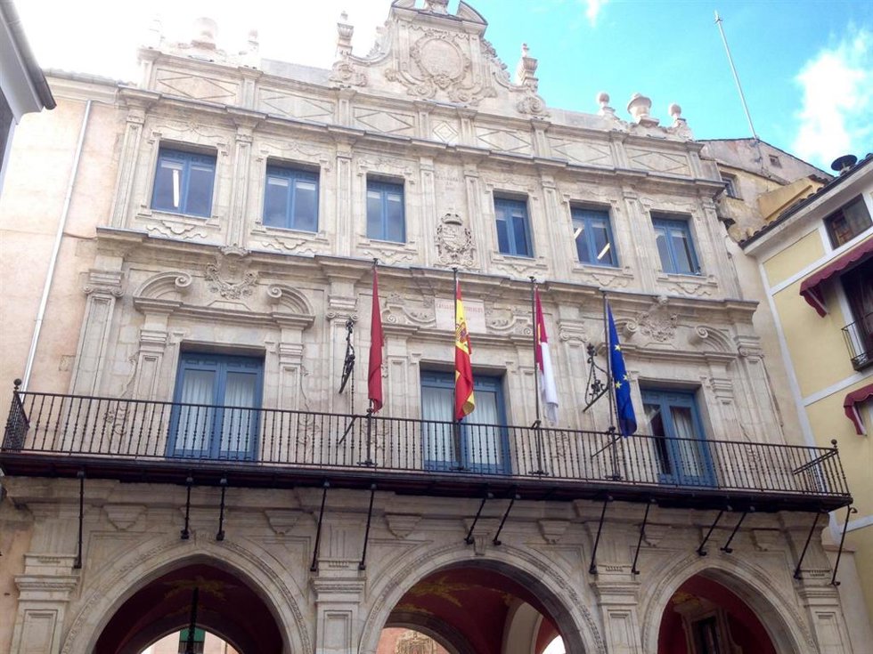 Archivo - Fachada Ayuntamiento de Cuenca.