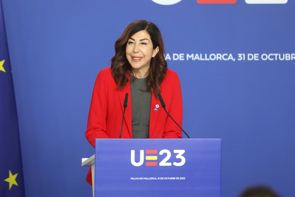 Archivo - La ex secretaria de Estado de Turismo, Rosa Ana Morillo, durante una rueda de prensa tras la reunión informal ministerial de Turismo, a 31 de octubre de 2023, en Palma de Mallorca, Islas Baleares (España). 