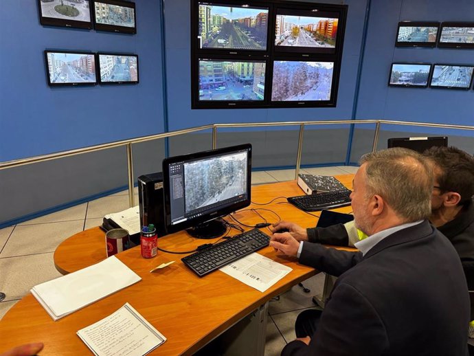 La Policía Local de Cuenca estrena cámaras de vigilancia de tráfico en 4K y 360º .