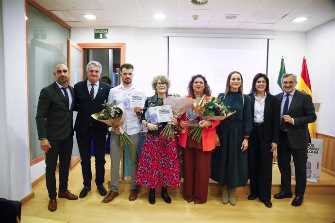 Acto de entrega de premios en la segunda edición de los Premios Compromiso con la Psicología, celebrada en Almería.
