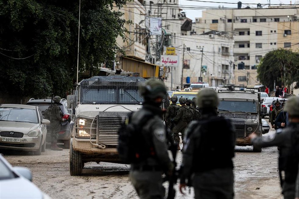 Tropas militares israelíes en la ciudad de Yenín, en el norte de Cisjordania
