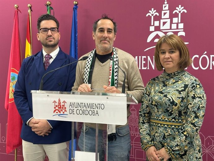 Ediles del grupo de Hacemos Córdoba en el Ayuntamiento de la capital.