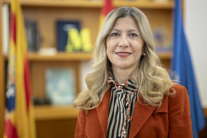 La vicepresidenta del Gobierno de Aragón, Mar Vaquero, en su despacho del Edificio Pignatelli, durante una entrevista con Europa Press.