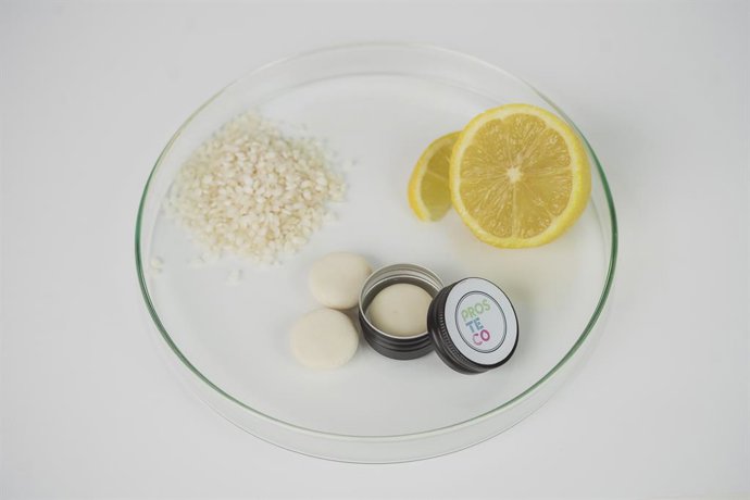 Archivo - Innovación financia un proyecto para mejorar la sostenibilidad de los procesos industriales del sector textil y de la cosmética