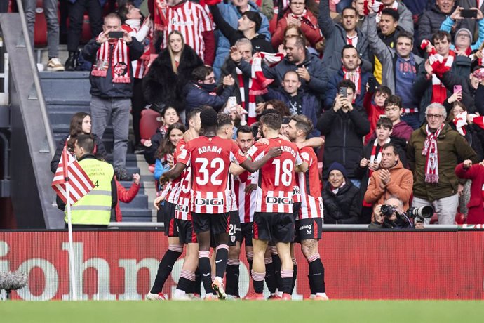 Oihan Sancet of Athletic Club celebrates after scoring goal during the LaLiga EA Sports match between Athletic Club and Girona FC at San Mames on February 8, 2025, in Bilbao, Spain.