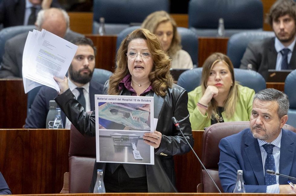 La consejera de Sanidad, Fátima Matute, durante un pleno en la Asamblea de Madrid, a 20 de febrero de 2025