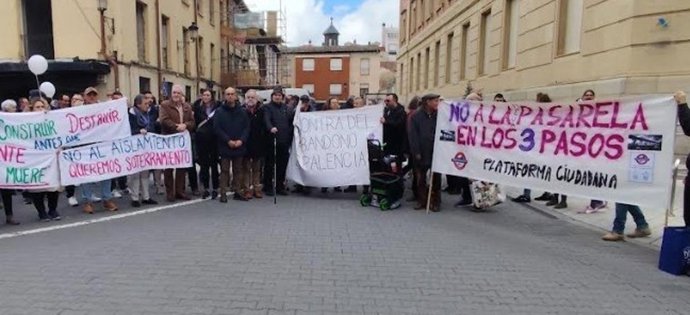 La Plataforma del Soterramiento expone sus reivindicaciones ante la visita de Óscar Puente a Palencia
