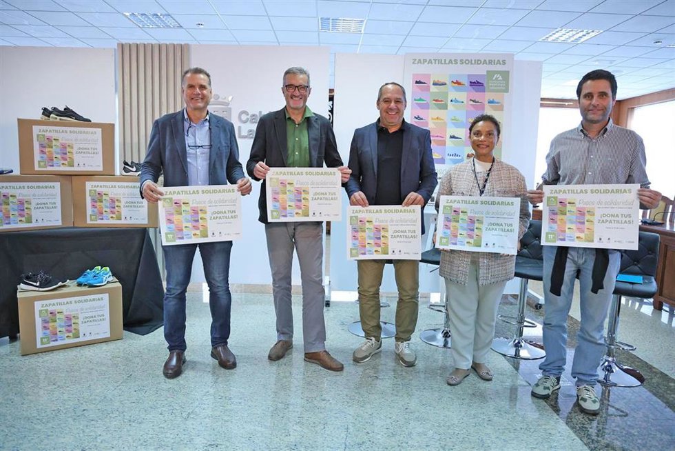 Presentación de la campaña 'Zapatillas Solidarias' en Arrecife (Lanzarote)