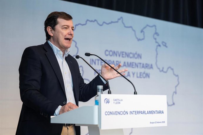 El Presidente Del Partido Popular De Castilla Y León Y De La Junta, Alfonso Fernández Mañueco, En La Interparlamentaria Autonómica En Burgos