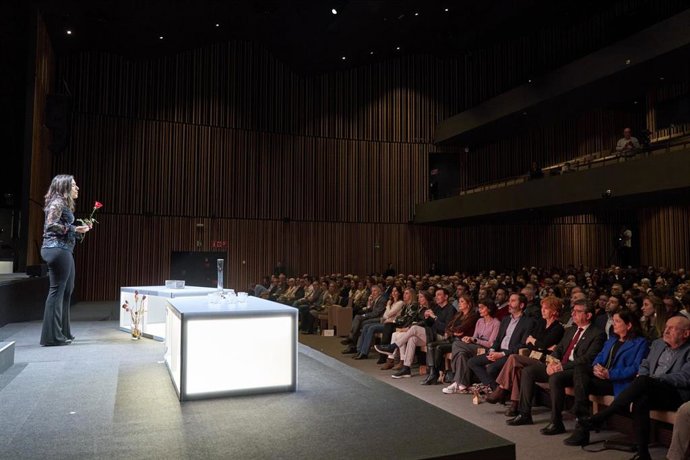 VITORIA Acto en homenaje al vicelehendakari socialista Fernando Buesa y su escolta, Jorge D ez, asesinados por ETA. Con la presencia del ministro marlaska