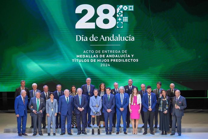 Archivo - Entrega de los títulos de Hijo Predilecto y las Medallas de Andalucía 2024 con motivo del Día de Andalucía.