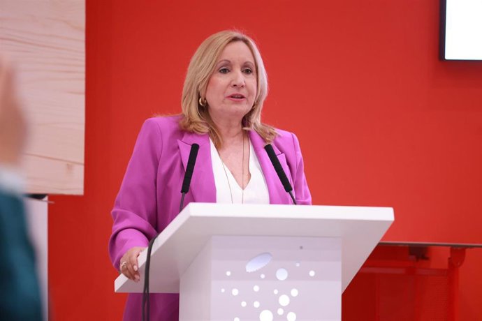 Archivo - Imagen de archivo de la viceconsejera de Agricultura, Pesca, Agua y Desarrollo Rural, Consolación Vera.