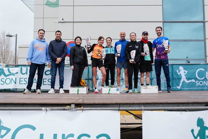 Más de 800 corredores participan en la octava edición de la carrera Son Espases