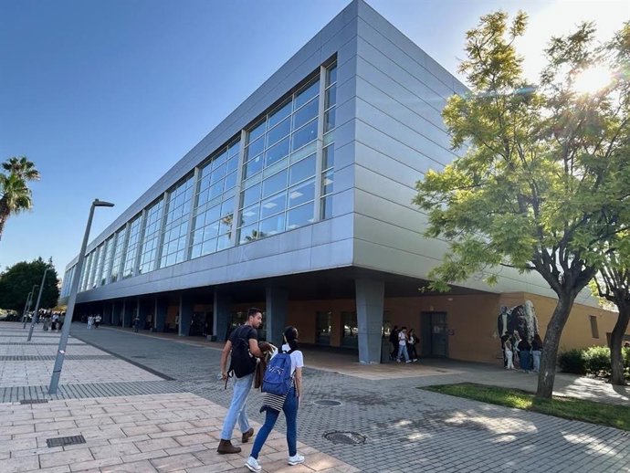 Archivo - Imagen de archivo de la Biblioteca General de la Universidad de Alicante (UA).