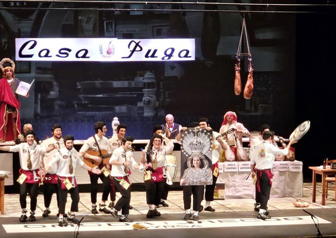 Actuación de la murga de Los Molinos.